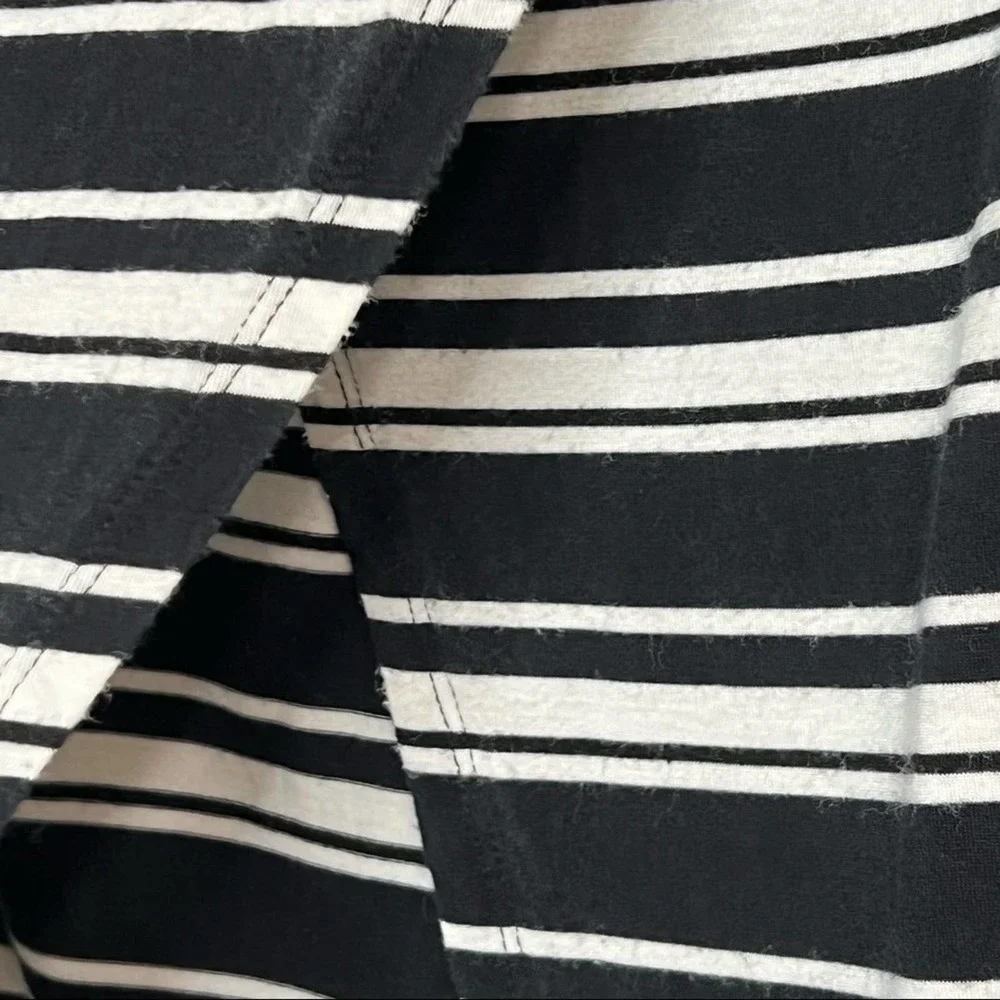 Athleta Black and Ivory Striped Sleeveless Tee‎ with Wrap Style Back Size XXS